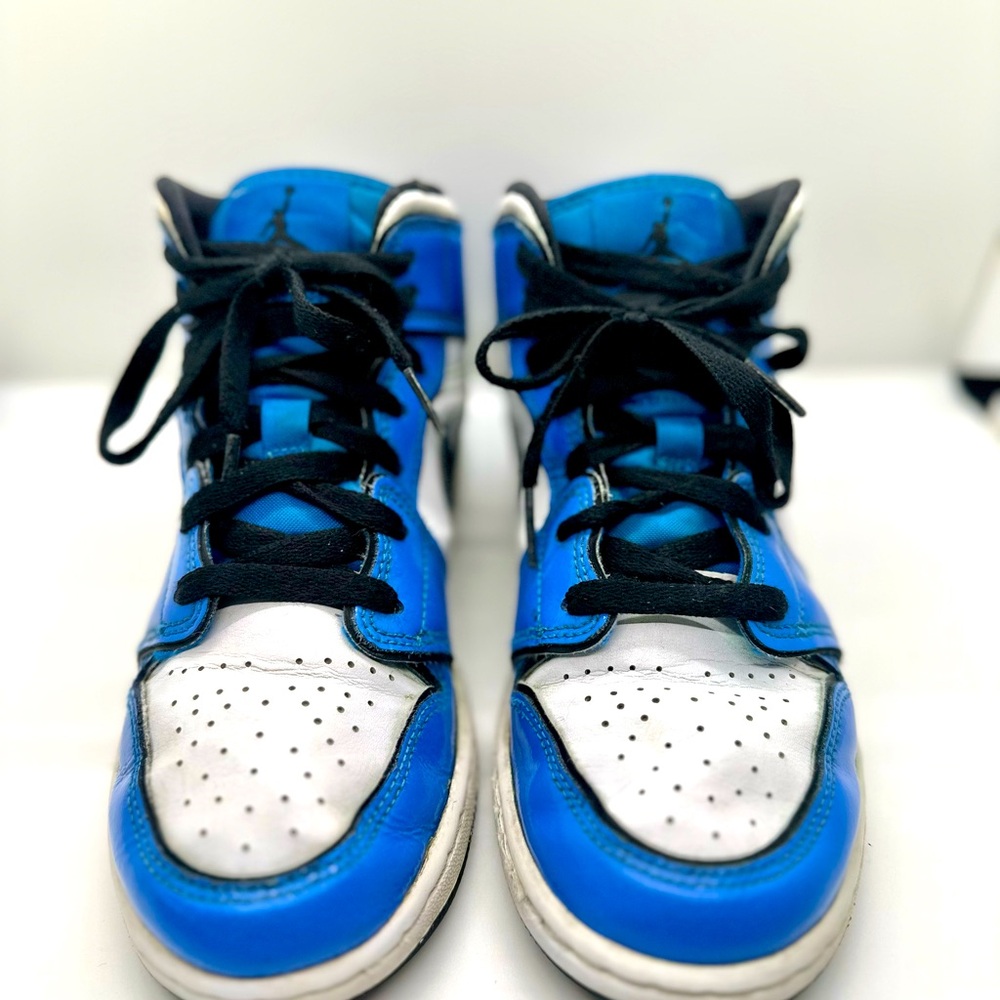 5Y Air Jordan 1 Mid Nike